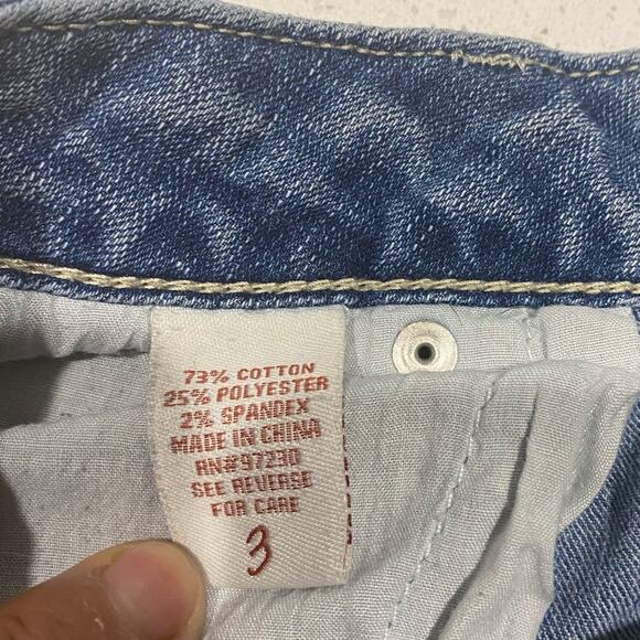 Beautiful Womens Blue Jeans Shorts Size 3 - Picture 3 of 4